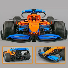 Carica l'immagine nel visualizzatore di Gallery, McLaren Formula 1 Race Car