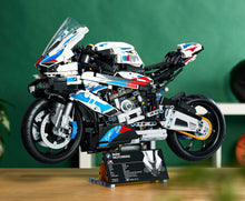 Carica l'immagine nel visualizzatore di Gallery, BMW 1000 RR - 7aleon