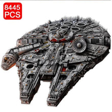 Carica l'immagine nel visualizzatore di Gallery, Millennium Falcon - 7aleon