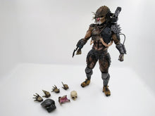 Carica l'immagine nel visualizzatore di Gallery, Predator p1  Play Arts Kai - 7aleon