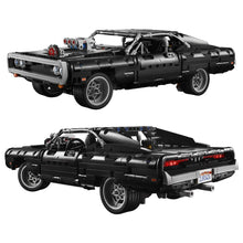 Carica l'immagine nel visualizzatore di Gallery, Dom's Dodge Charger
