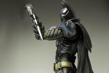 Carica l&#39;immagine nel visualizzatore di Gallery, Batman Blue – Limited Edition Play Arts Kai - 7aleon
